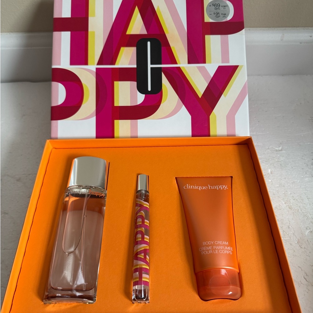 Clinique Happy Perfume and Body Cream Set with Orange and Pink Accents